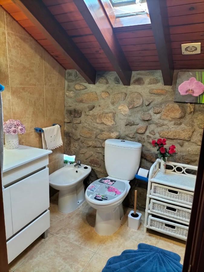 הוילה אפיפה Casa De Madeira E Pedra מראה חיצוני תמונה